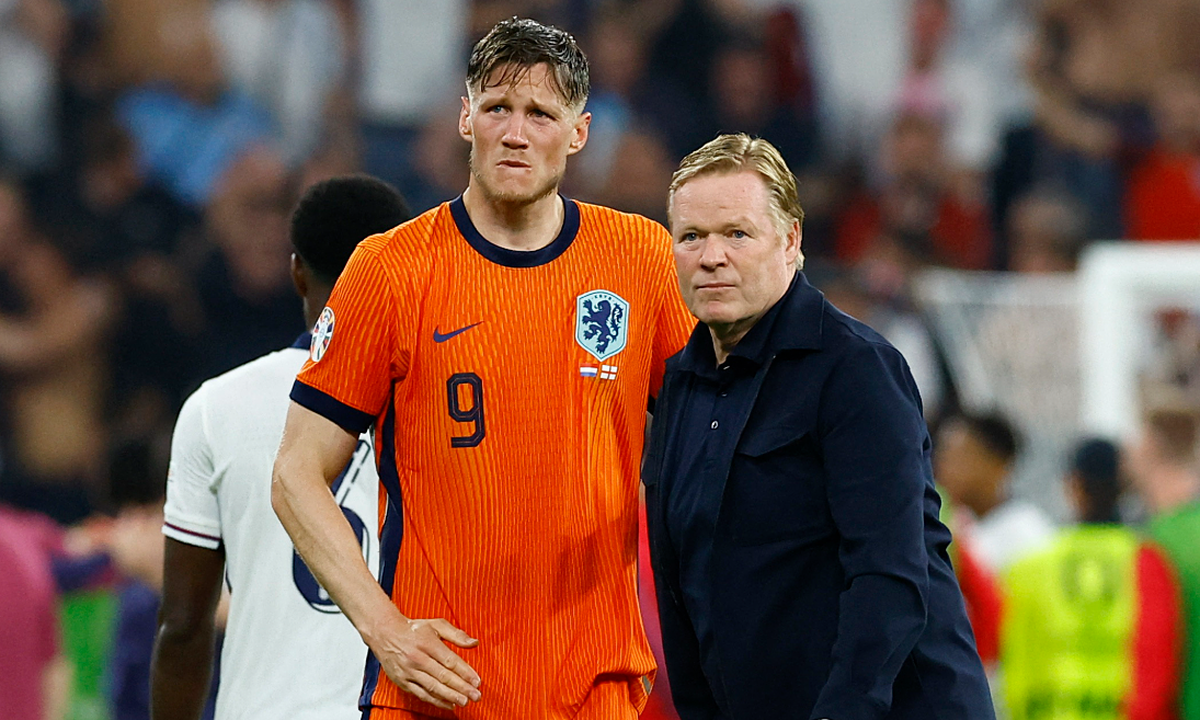 HLV Hà Lan gọi FaceTime báo tin loại cầu thủ khỏi World Cup - hình ảnh - okvipapps.com