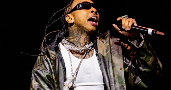 Rapper gốc Việt Tyga hợp tác Sơn Tùng M-TP: Cú bắt tay toàn cầu làm dậy sóng Vbiz - hình ảnh - okvipapps.com Rapper gốc Việt Tyga hợp tác Sơn Tùng M-TP: Cú bắt tay toàn cầu làm dậy sóng Vbiz - hình ảnh - okvipapps.com