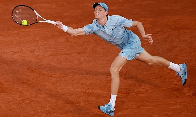 Sinner thắng dễ vòng một Roland Garros: Cơ hội đặt cược sáng giá cho fan OKVIP - hình ảnh - okvipapps.com Sinner thắng dễ vòng một Roland Garros: Cơ hội đặt cược sáng giá cho fan OKVIP - hình ảnh - okvipapps.com