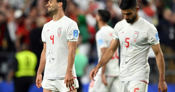 Những centimet nghiệt ngã với Iran: Khi giấc mơ World Cup tan vỡ vì mũi giày - hình ảnh - okvipapps.com Những centimet nghiệt ngã với Iran: Khi giấc mơ World Cup tan vỡ vì mũi giày - hình ảnh - okvipapps.com
