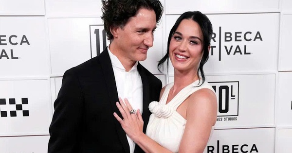 Katy Perry đang khao khát một lời cầu hôn từ Justin Trudeau? - hình ảnh - okvipapps.com Katy Perry đang khao khát một lời cầu hôn từ Justin Trudeau? - hình ảnh - okvipapps.com
