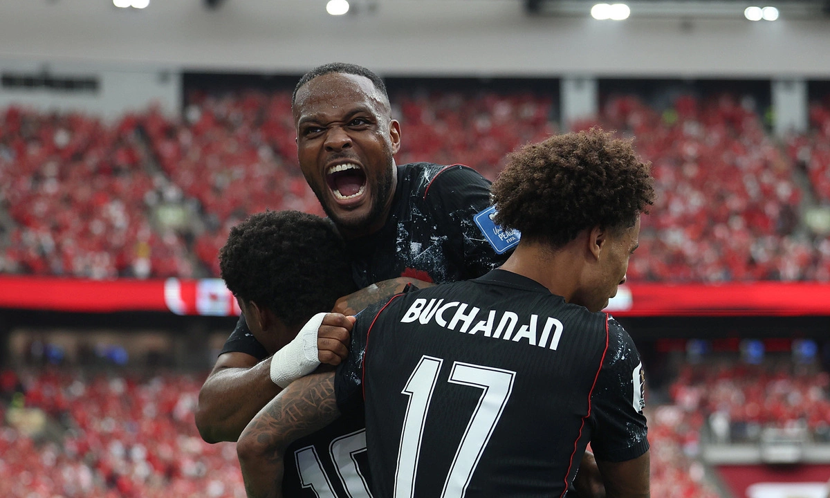 Qatar bị đuổi hai cầu thủ, thua Canada 0-6 ở World Cup - hình ảnh - okvipapps.com