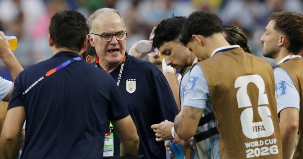 Cầu thủ Uruguay phản ứng dữ dội HLV Bielsa trước trận quyết đấu Tây Ban Nha - hình ảnh - okvipapps.com Cầu thủ Uruguay phản ứng dữ dội HLV Bielsa trước trận quyết đấu Tây Ban Nha - hình ảnh - okvipapps.com