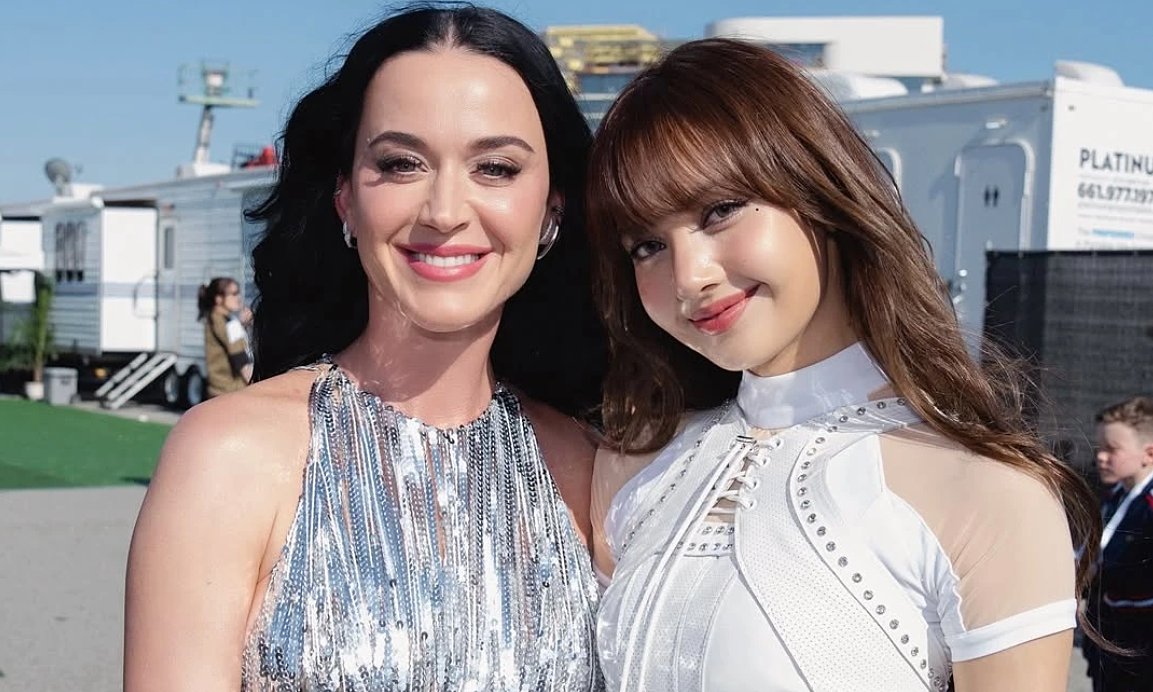 Katy Perry và Lisa hội ngộ rực rỡ tại lễ khai mạc World Cup 2026 - hình ảnh - okvipapps.com