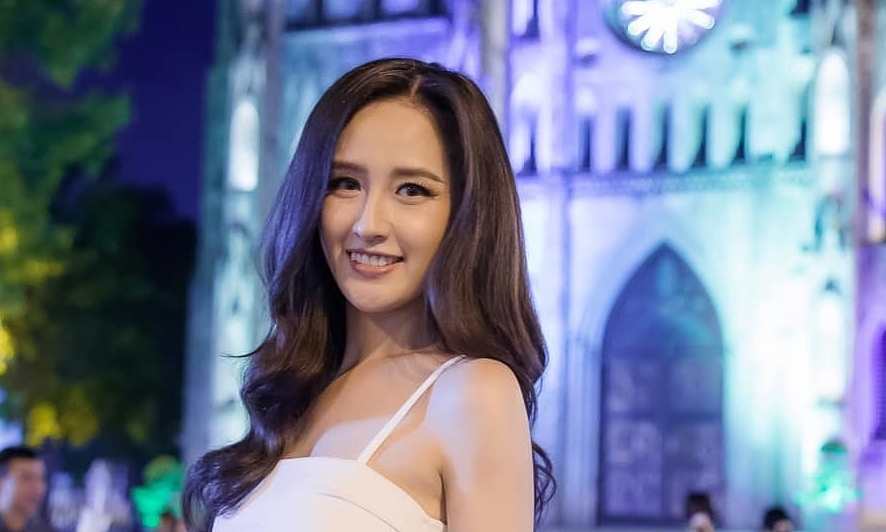 Thưởng tân thủ OKVIP: Cập nhật phong cách dạo phố quyến rũ của Mai Phương Thúy - hình ảnh - okvipapps.com