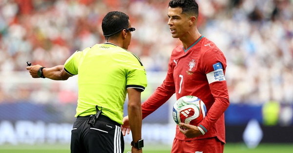 Ronaldo từ chối bình luận về Messi, OKVIP baccarat – điểm đến cho fan túc cầu - hình ảnh - okvipapps.com Ronaldo từ chối bình luận về Messi, OKVIP baccarat – điểm đến cho fan túc cầu - hình ảnh - okvipapps.com