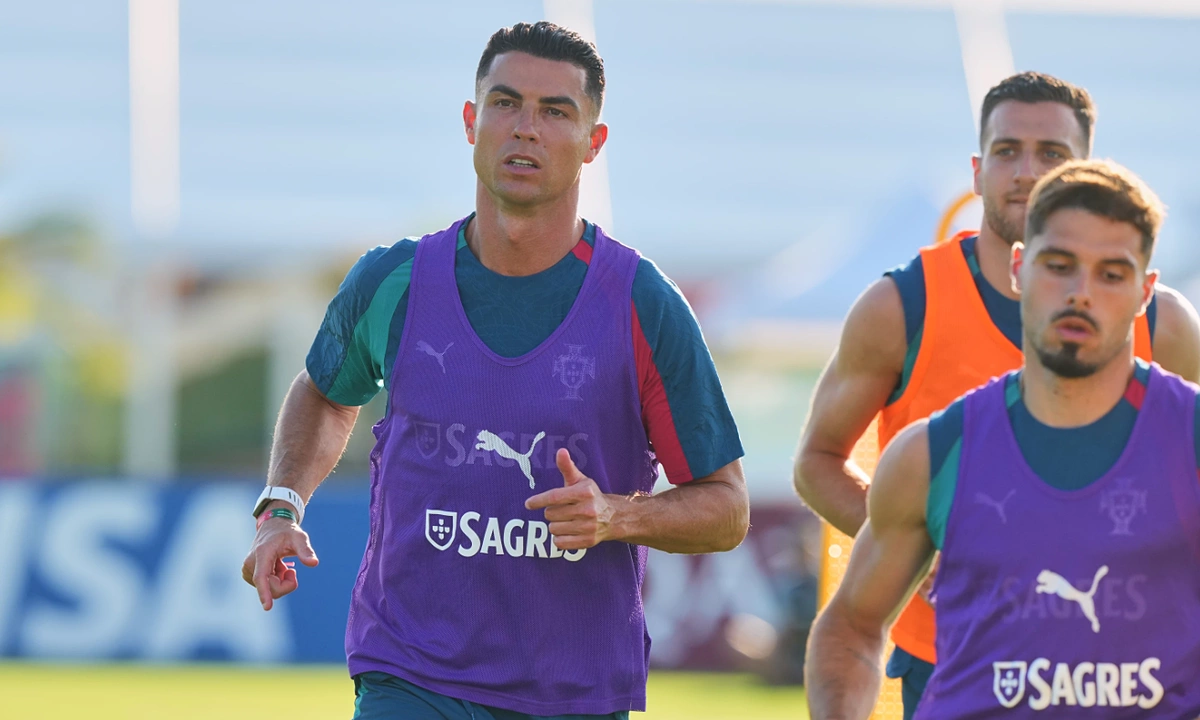 Ronaldo gửi thông điệp đoàn kết trước trận ra quân World Cup: góc nhìn mới cho người chơi Việt - hình ảnh - okvipapps.com