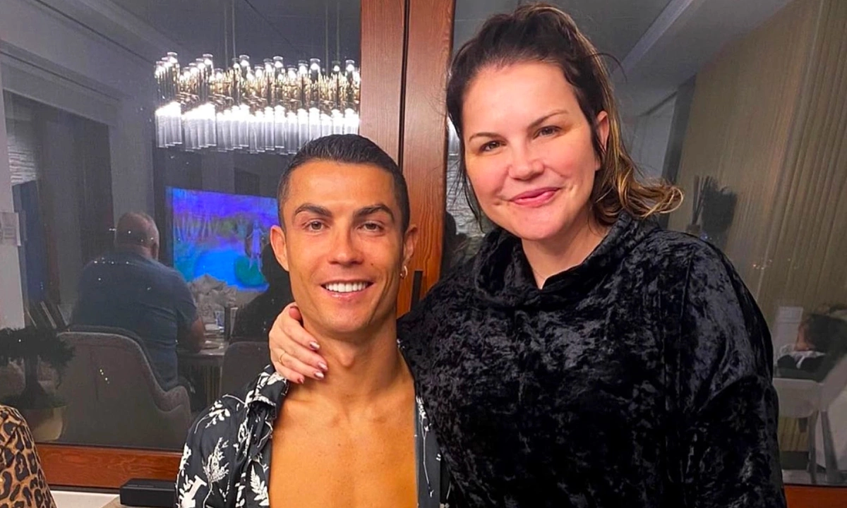 Chị gái Ronaldo chê Bồ Đào Nha đá dưới sức tại World Cup 2026 - hình ảnh - okvipapps.com Chị gái Ronaldo chê Bồ Đào Nha đá dưới sức tại World Cup 2026 - hình ảnh - okvipapps.com