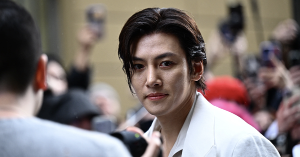 Ji Chang Wook dính bê bối trốn thuế: Cú sốc với fan Việt và góc nhìn từ OKVIP - hình ảnh - okvipapps.com Ji Chang Wook dính bê bối trốn thuế: Cú sốc với fan Việt và góc nhìn từ OKVIP - hình ảnh - okvipapps.com