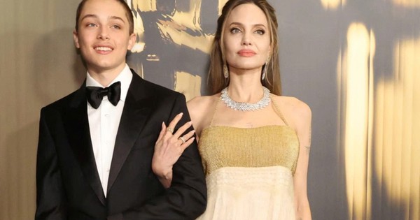 OKVIP casino và khoảnh khắc trưởng thành của cặp song sinh nhà Jolie-Pitt - hình ảnh - okvipapps.com