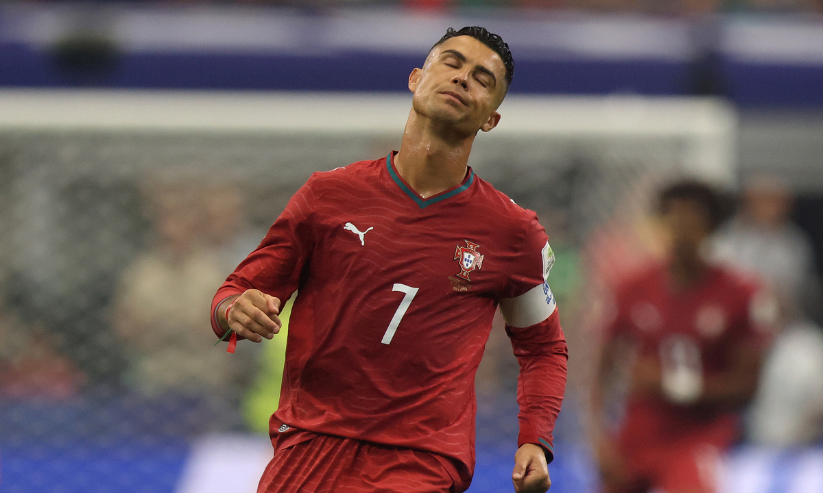 Ronaldo So Sánh Euro Với World Cup: Góc Nhìn Từ Fan OKVIP Baccarat - hình ảnh - okvipapps.com Ronaldo So Sánh Euro Với World Cup: Góc Nhìn Từ Fan OKVIP Baccarat - hình ảnh - okvipapps.com